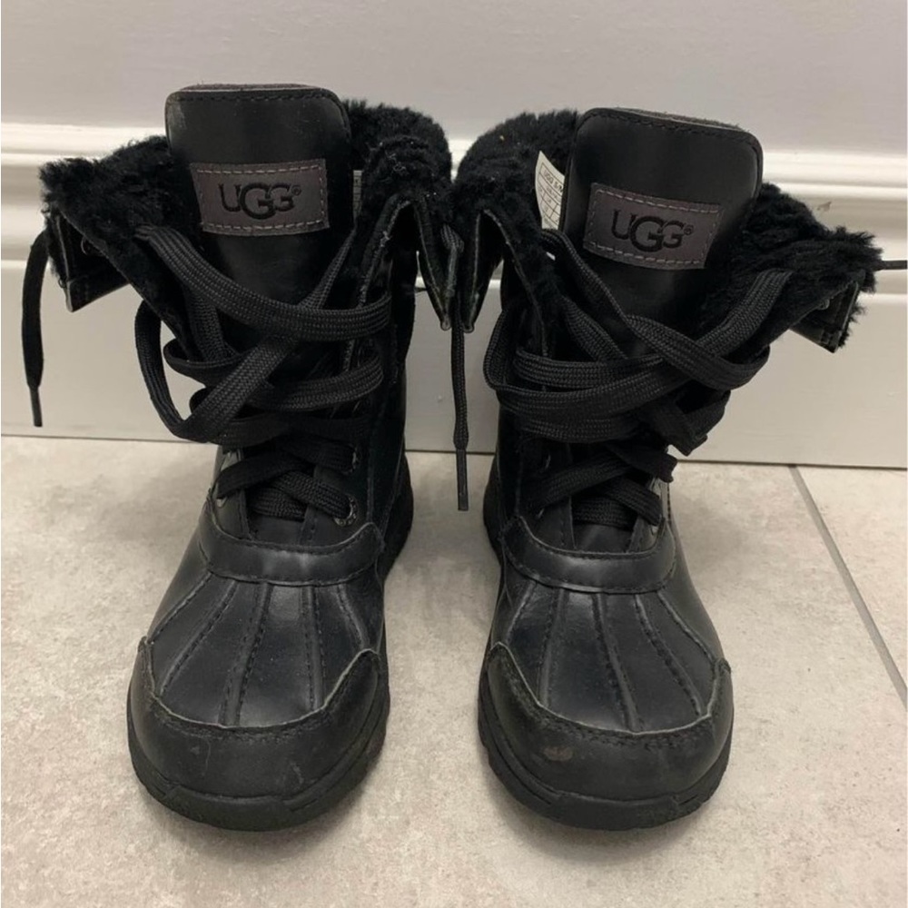 UGG Butte Boots